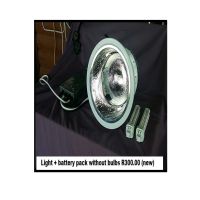 A8A - Light + battery pack without bulbs new R300.00
